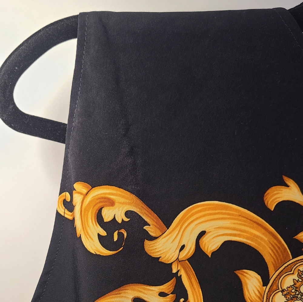 River thai yellow and black baroque print 100% silk vest size small S unisex - Picture 7 of 10
